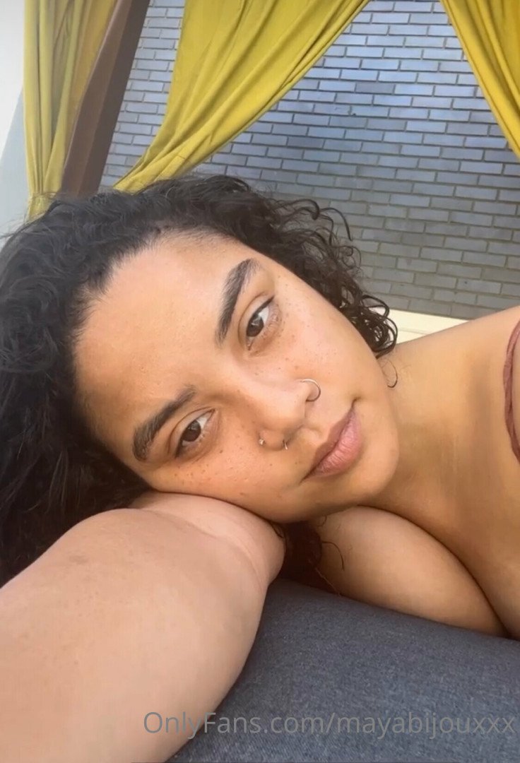 Your favorite mixed girl Maya #NyGCCHw1