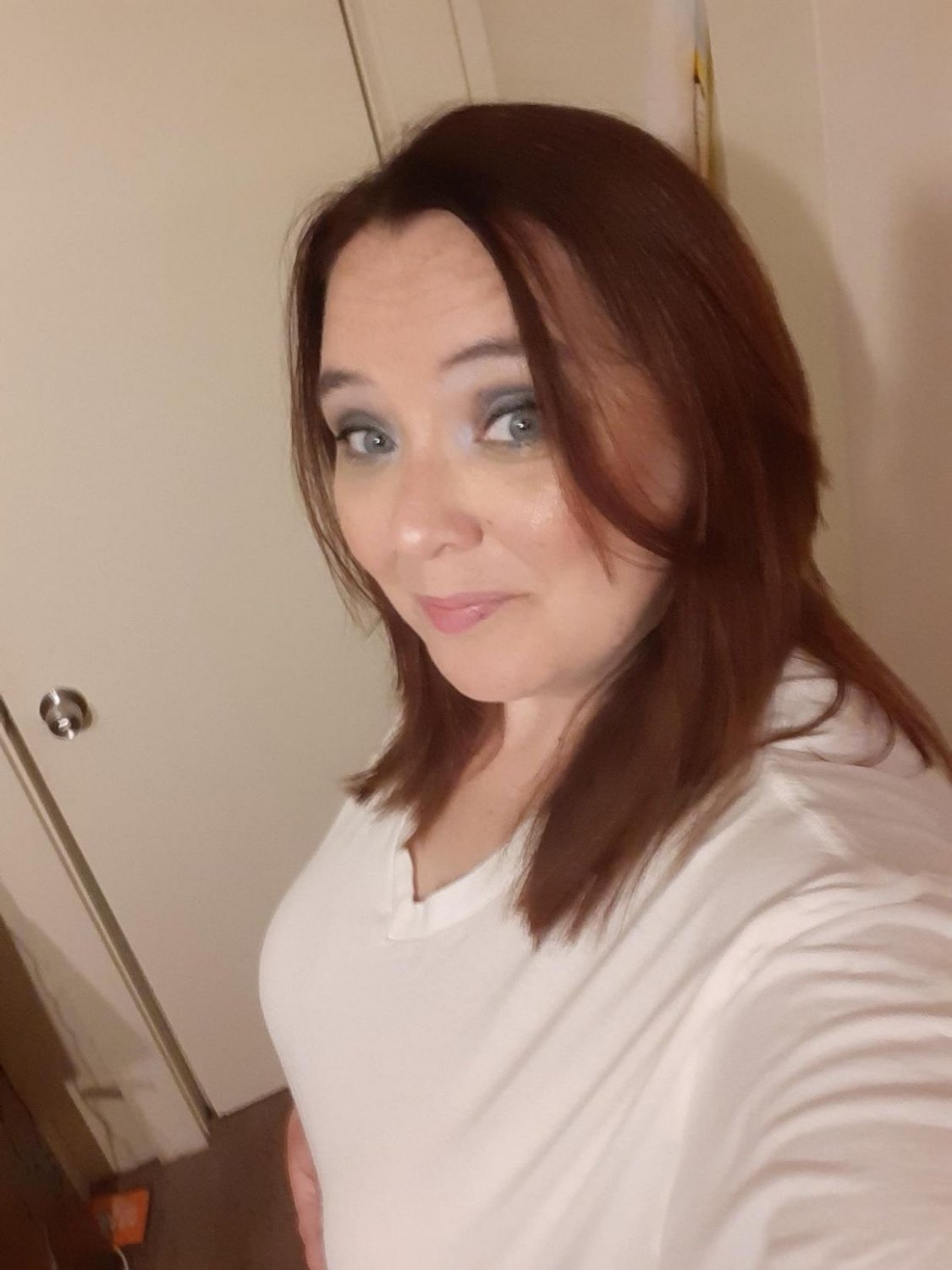Mrs Piggy sucking cuck and taking facial #0SprrZBR