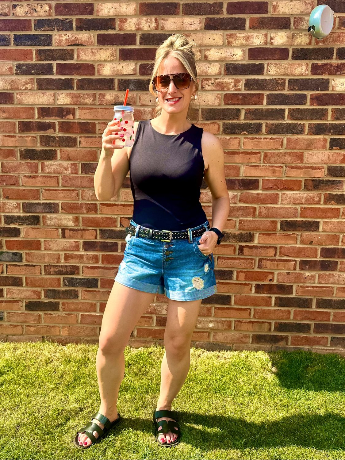 UK Milf Kelly, Sexy Feet. #aJfNAnUN