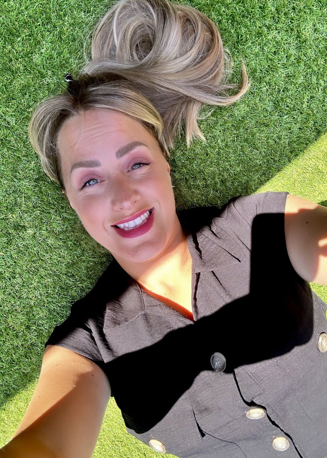 UK Milf Kelly, Sexy Feet. #lB17uaB3