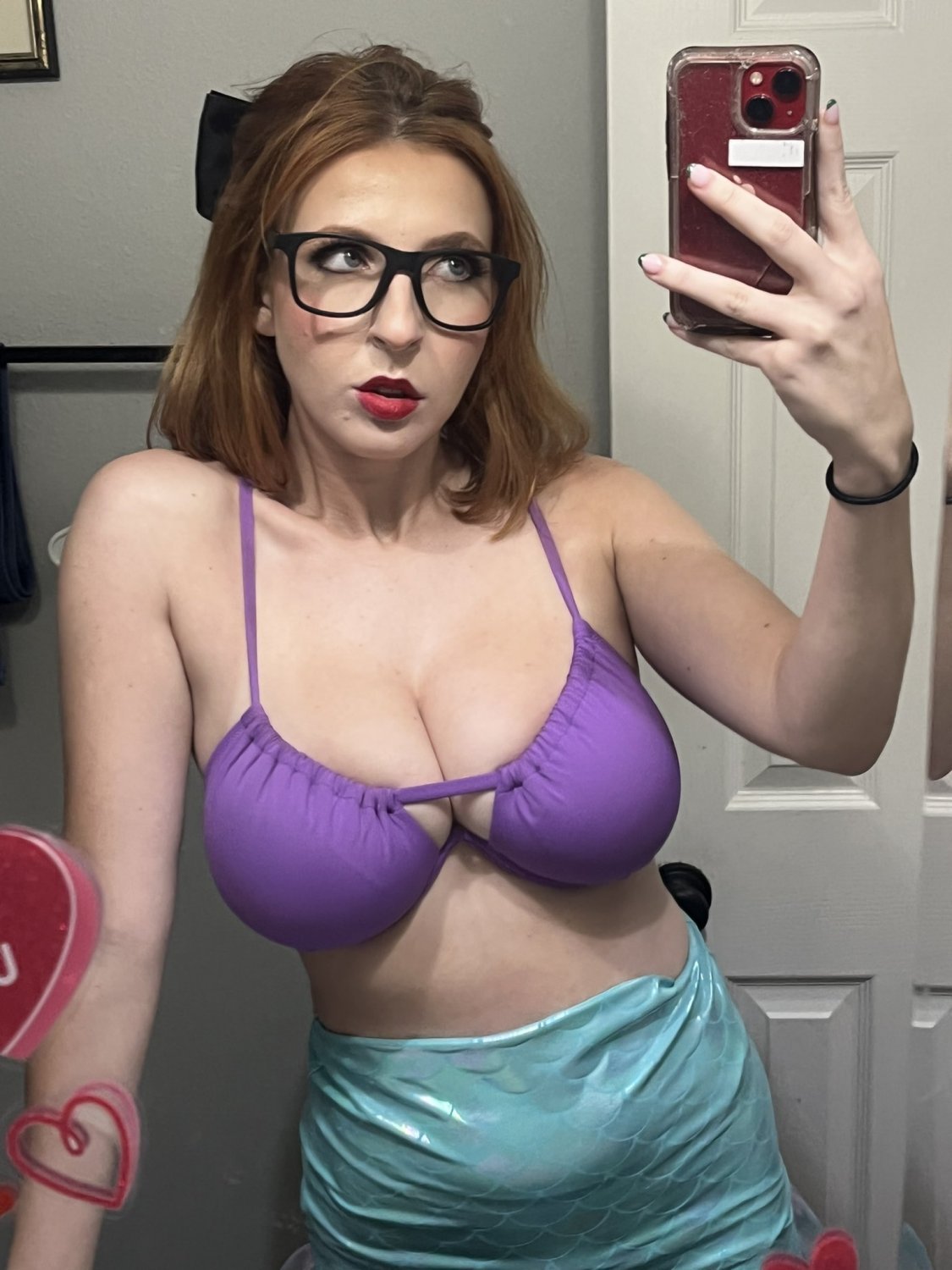 Big tittie webslut influencer Megan B. never shys away from showing the twins! πππ #FMhDrWXR