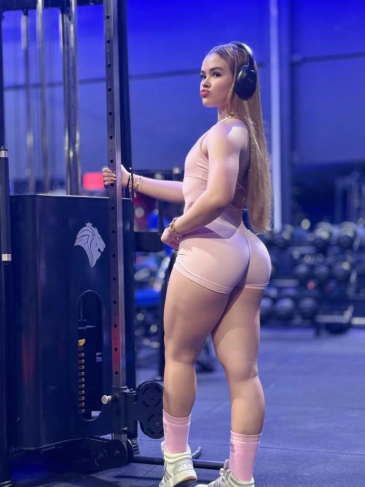 Anny, novinha gostosa #mYENpC2I