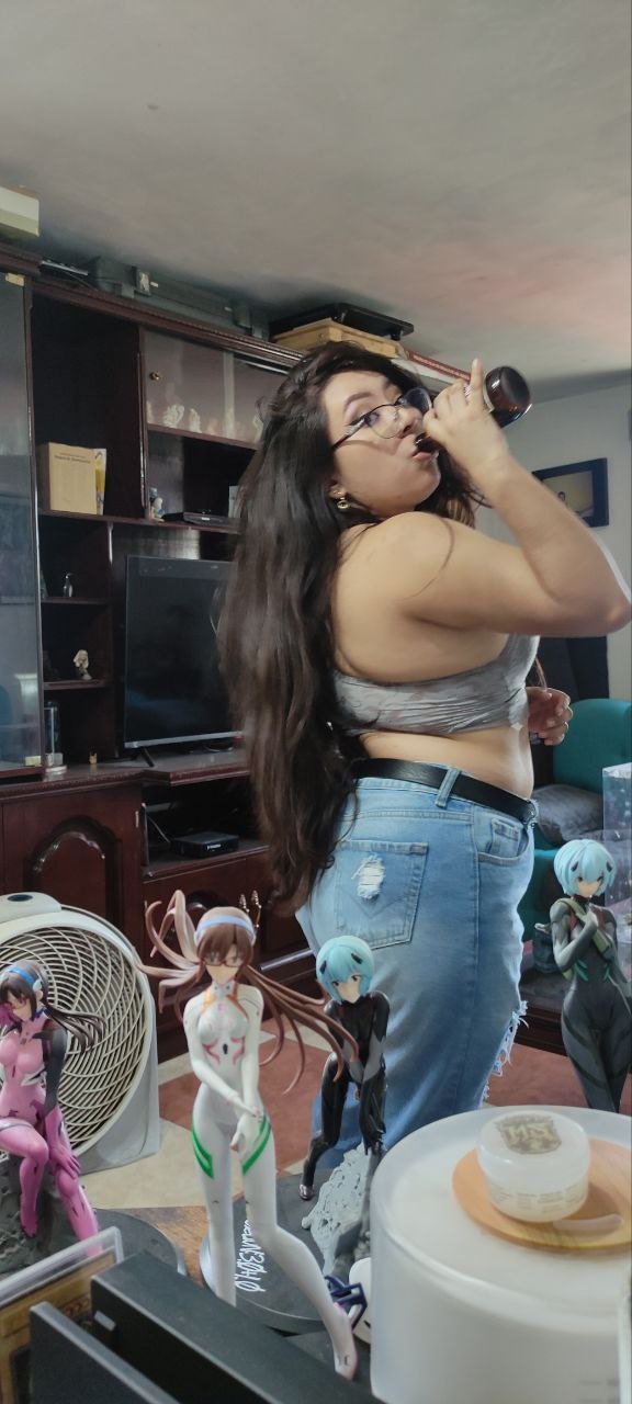 Morrita gordita muy caliente y pirujita #NfWIeHkD