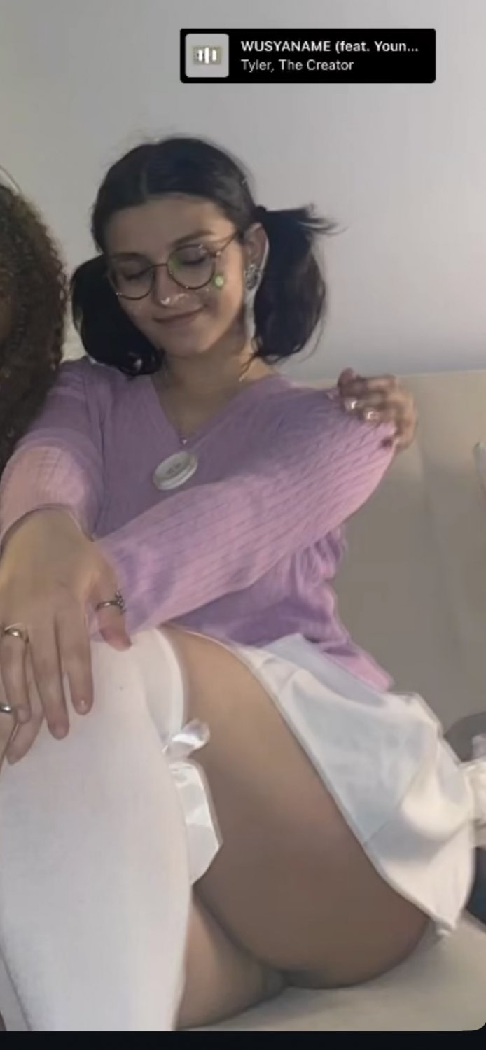 Hot busty college slut needs to make a onlyfans🔥 #jgd1QL8s